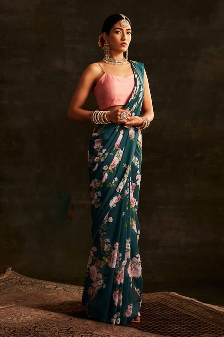 Paaprika Floral Garden Printed Saree With Unstitched Blouse Piece 