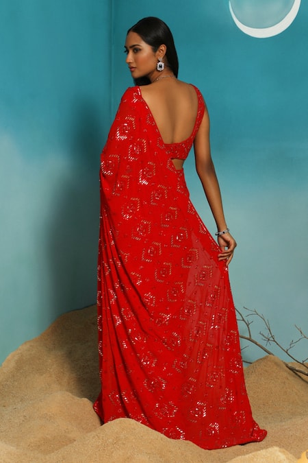 Paaprika Sequin Geometric Embroidered Saree With Blouse 