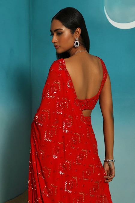 Paaprika_Red Georgette Sequins Sweetheart Neck Geometric Embroidered Saree With Blouse _at_Aza_Fashions