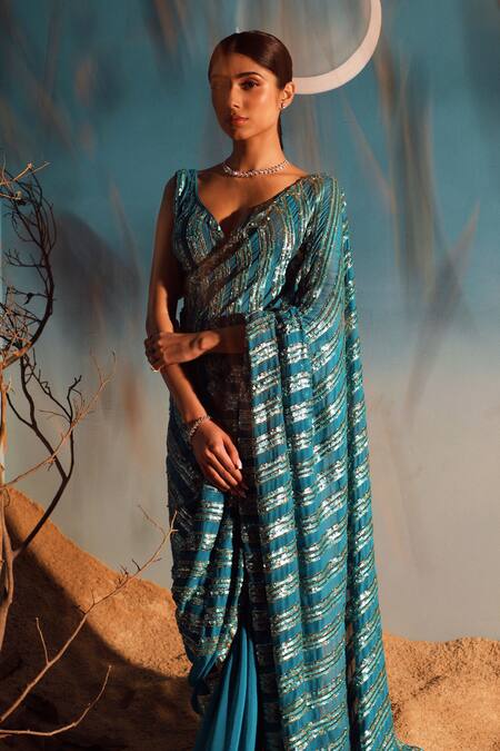 Buy_Paaprika_Blue Georgette Sequins Sweetheart Neck Stripe Embroidered Saree With Blouse 