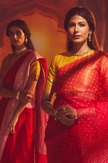 Paaprika Red Organza Bandhani Scatter Saree With Running Blouse Piece Online at Aza Fashions Paaprika_Red Organza Bandhani Scatter Saree With Running Blouse Piece_Online_at_Aza_Fashions