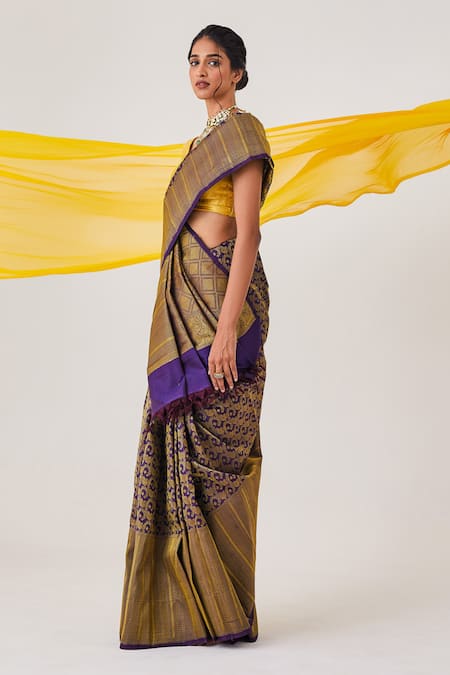 Paaprika Peacock Kanjeevaram Silk Saree With Running Blouse Piece 