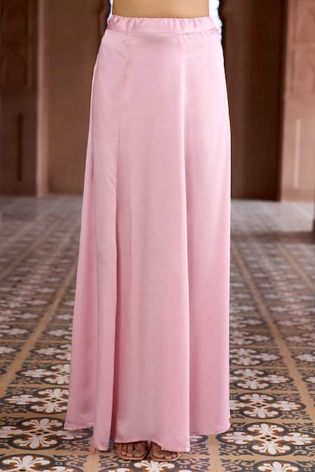 Shop Aariyana Couture Pink Silk Organza, Modal, Satin Embroidery Scallop Border Saree With Blouse Shop_Aariyana Couture_Pink Silk Organza, Modal, Satin Embroidery Scallop Border Saree With Blouse