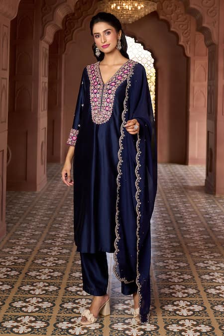 Shop Aariyana Couture Blue Silk, Chanderi, Viscose Sequins, Embroidery V-neck Kurta Set Online at Aza Fashions Shop_Aariyana Couture_Blue Silk, Chanderi, Viscose Sequins, Embroidery V-neck Kurta Set_Online_at_Aza_Fashions