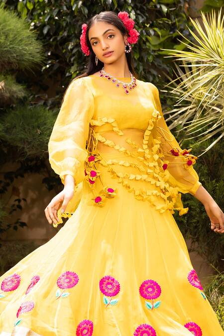 Tarisha Tholia Yellow Organza, Satin Embroidery Round Neck Blossom Kurta Lehenga Set Online at Aza Fashions Tarisha Tholia_Yellow Organza, Satin Embroidery Round Neck Blossom Kurta Lehenga Set _Online_at_Aza_Fashions