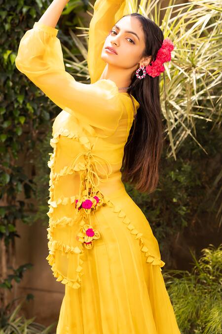 Buy Tarisha Tholia Yellow Organza, Satin Embroidery Round Neck Blossom Kurta Lehenga Set Online at Aza Fashions Buy_Tarisha Tholia_Yellow Organza, Satin Embroidery Round Neck Blossom Kurta Lehenga Set _Online_at_Aza_Fashions