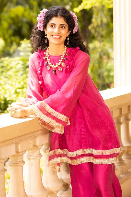 Tarisha Tholia June Solid Round Neck Kurta & Pant Set 