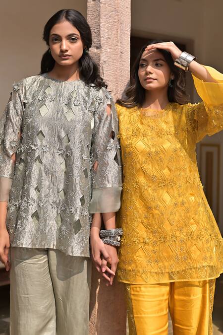 Buy_Tarisha Tholia_Yellow Organza, Satin, Linen Embroidery Round Neck Marigold Hand Kurta Set _Online_at_Aza_Fashions