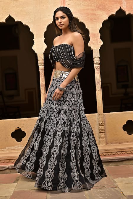 Tarisha Tholia Ophelia Hand Embroidered Lehenga With Draped Blouse 