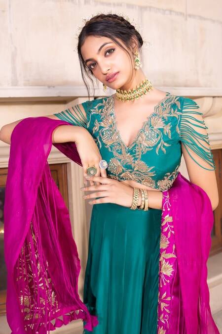 Shop_Tarisha Tholia_Green Silk, Organza Zari, Sequins V-neck Vasara Hand Embroidered Lehenga Set _Online_at_Aza_Fashions