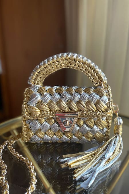 BIJIT Basket Weave Pattern Tasseled Bag 