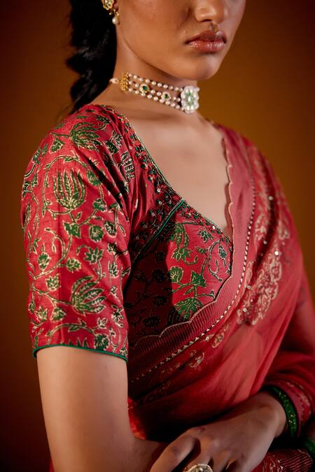 MAISARA JEWELRY Gold Plated Pearl Embellished Floral Choker Necklace Online at Aza Fashions MAISARA JEWELRY_Gold Plated Pearl Embellished Floral Choker Necklace_Online_at_Aza_Fashions