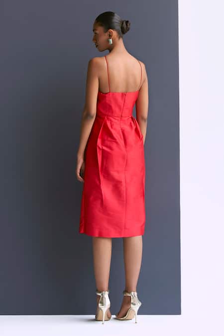 Shop Manika Nanda Red Taffeta Halter Neck Inverted Pleat Column Dress With Belt at Aza Fashions Shop_Manika Nanda_Red Taffeta Halter Neck Inverted Pleat Column Dress With Belt _at_Aza_Fashions