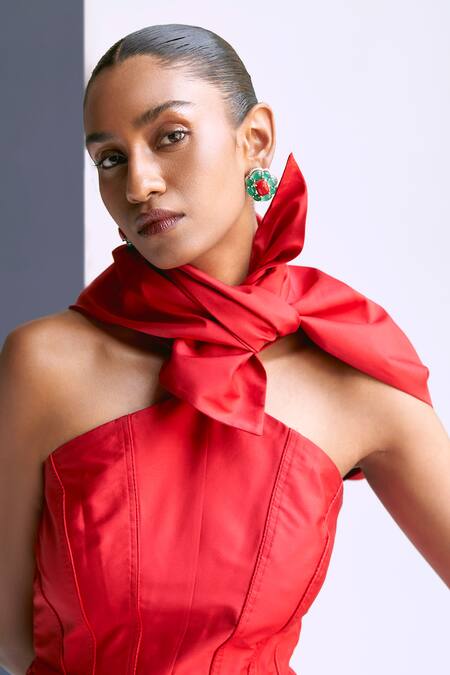 Shop Manika Nanda Red Taffeta Halter Neck Inverted Pleat Column Dress With Belt Online at Aza Fashions Shop_Manika Nanda_Red Taffeta Halter Neck Inverted Pleat Column Dress With Belt _Online_at_Aza_Fashions