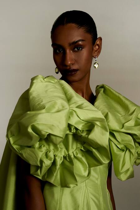 Manika Nanda_Green Taffeta Solid Piping Detail Short Skater Dress With Puff Sleeved Cape _Online_at_Aza_Fashions