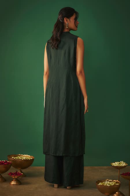 Shop Mehak Murpana Green Satin, Linen Zari Floral Placement Embroidered Kurta And Flared Pant Set at Aza Fashions Shop_Mehak Murpana_Green Satin, Linen Zari Floral Placement Embroidered Kurta And Flared Pant Set _at_Aza_Fashions