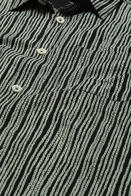 Buy_Abraham And Thakore_Black Cotton Embroidery Crewel Print Full Sleeve Shirt