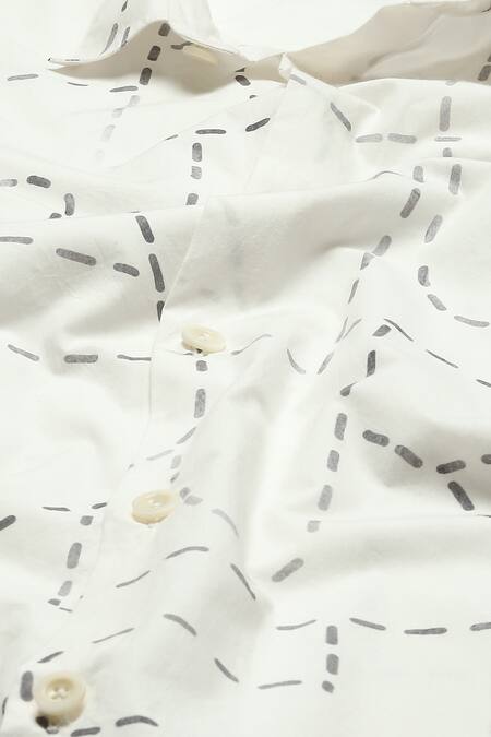 Buy Abraham And Thakore White Cotton Embroidery Kantha Calligraphy Shirt Buy_Abraham And Thakore_White Cotton Embroidery Kantha Calligraphy Shirt