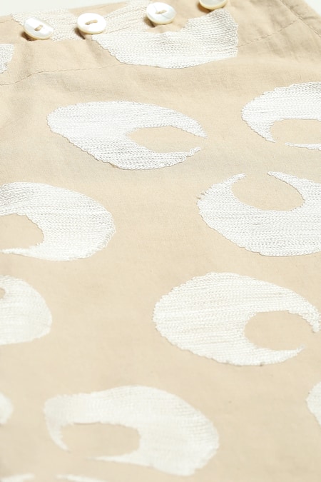 Buy_Abraham And Thakore_Beige Cotton V-neck Ottoman Moon Pattern Top