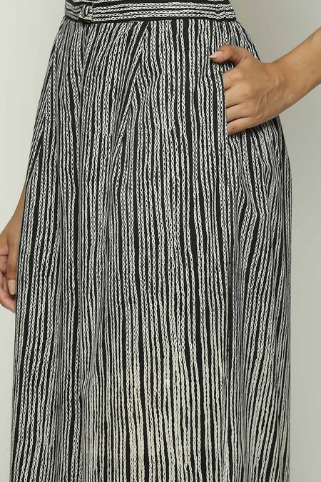 Shop Abraham And Thakore Black Cotton Crewel Print Trouser Online at Aza Fashions Shop_Abraham And Thakore_Black Cotton Crewel Print Trouser_Online_at_Aza_Fashions