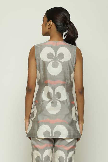 Shop Abraham And Thakore Grey Silk, Cotton Collared Moon Pattern Overlap Top at Aza Fashions Shop_Abraham And Thakore_Grey Silk, Cotton Collared Moon Pattern Overlap Top_at_Aza_Fashions