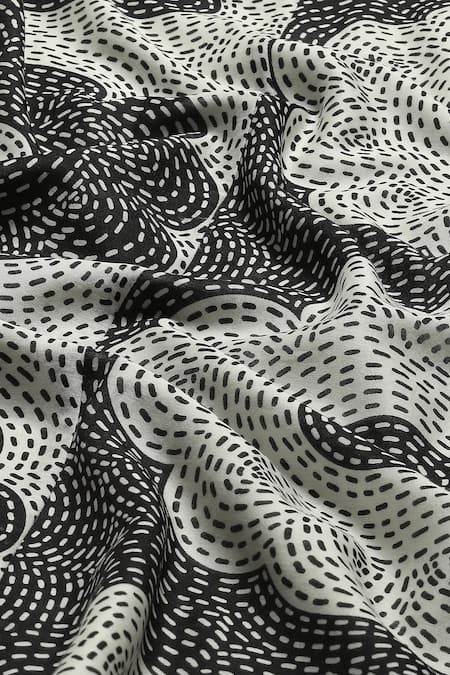 Abraham And Thakore_Black Chanderi Embroidery V-neck Oversized Kantha Flower Dress _at_Aza_Fashions