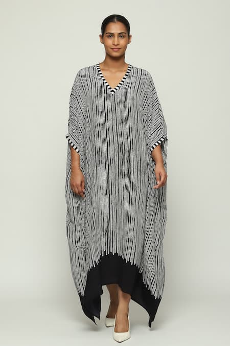 Abraham & Thakore Crewel Print Kaftan 