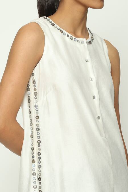 Abraham And Thakore Ivory Chanderi Embroidery Round Neck Mother Of Pearl Tunic at Aza Fashions Abraham And Thakore_Ivory Chanderi Embroidery Round Neck Mother Of Pearl Tunic_at_Aza_Fashions