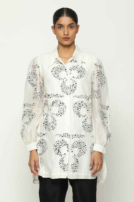 Buy Abraham And Thakore Ivory Chanderi Sequins Collared Ottoman Turkish Clover Embellished Shirt Buy_Abraham And Thakore_Ivory Chanderi Sequins Collared Ottoman Turkish Clover Embellished Shirt
