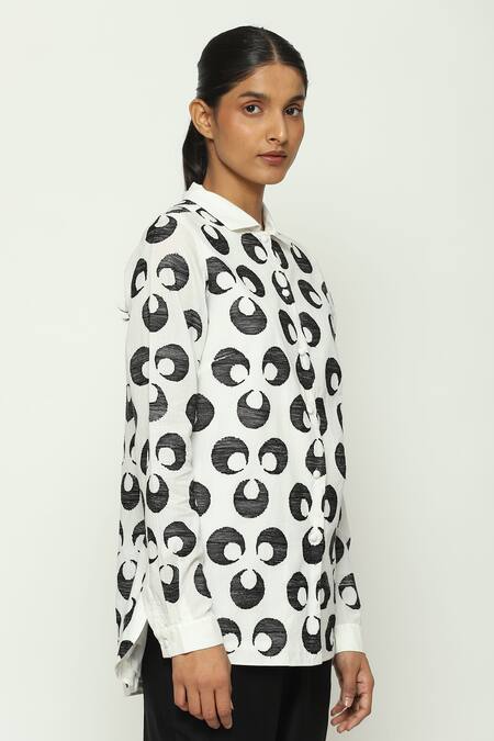 Shop Abraham And Thakore Ivory Cotton Collared Ottoman Turkish Floret Shirt Online at Aza Fashions Shop_Abraham And Thakore_Ivory Cotton Collared Ottoman Turkish Floret Shirt_Online_at_Aza_Fashions