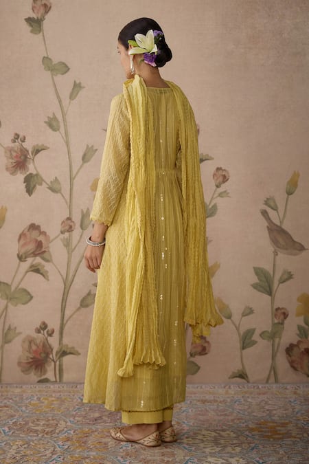 Kritika Dawar Sequin Embroidered Chanderi Kurta Set 
