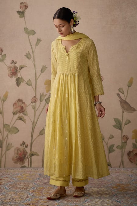 Buy_Kritika Dawar_Yellow Chanderi, Cotton Sequins, Embroidery Split V-neck Kurta Set _Online_at_Aza_Fashions
