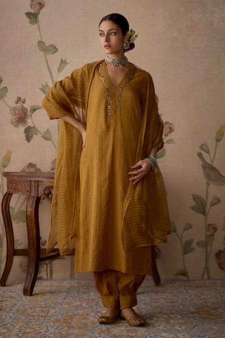 Kritika Dawar Hand Embroidered Tissue Kurta Set 