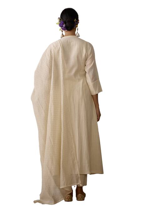 Shop_Kritika Dawar_Ivory Chanderi, Cotton Embroidery, Lace V-neck Botanic Hand Yoke Kurta Set _Online_at_Aza_Fashions