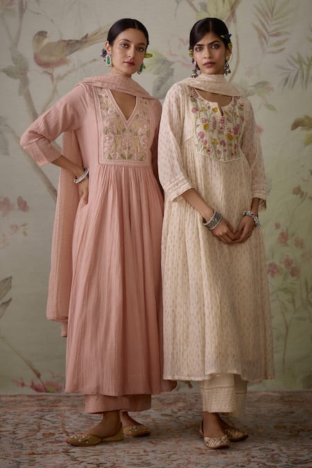 Shop_Kritika Dawar_Pink Chanderi, Cotton Embroidery, Lace V-neck Leaf Hand Yoke Kurta Set 