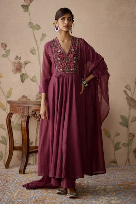 Kritika Dawar Wine Chanderi, Cotton Embroidery, Lace V-neck Hand Yoke Kurta Set Online at Aza Fashions Kritika Dawar_Wine Chanderi, Cotton Embroidery, Lace V-neck Hand Yoke Kurta Set _Online_at_Aza_Fashions