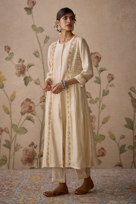 Buy_Kritika Dawar_Ivory Chanderi Embroidery Round Neck Pintucked Kurta And Dhoti Pant Set _Online_at_Aza_Fashions