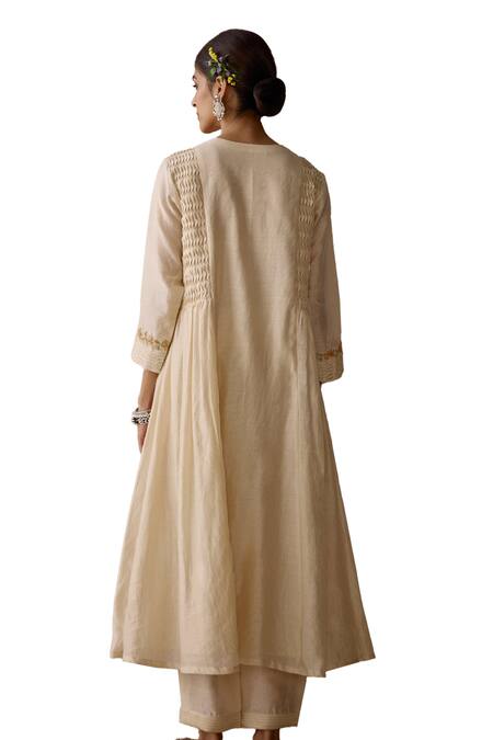 Kritika Dawar_Ivory Chanderi Embroidery Round Neck Pintucked Kurta And Dhoti Pant Set _at_Aza_Fashions