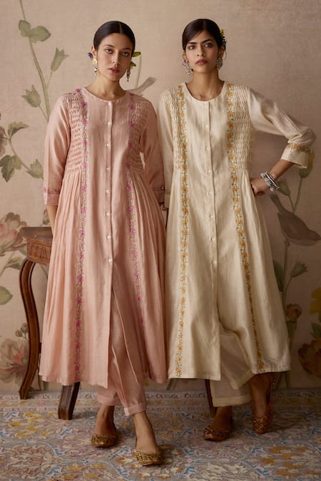 Shop_Kritika Dawar_Ivory Chanderi Embroidery Round Neck Pintucked Kurta And Dhoti Pant Set 