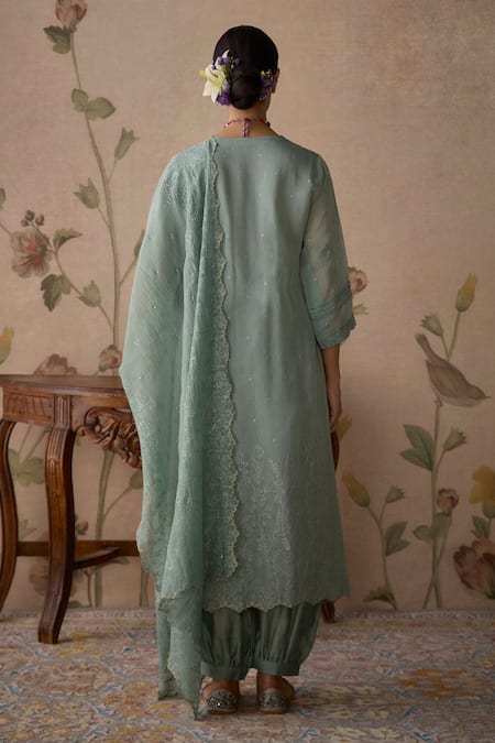 Shop_Kritika Dawar_Blue Chanderi Embroidery V-neck Hand Scalloped Kurta Set _at_Aza_Fashions