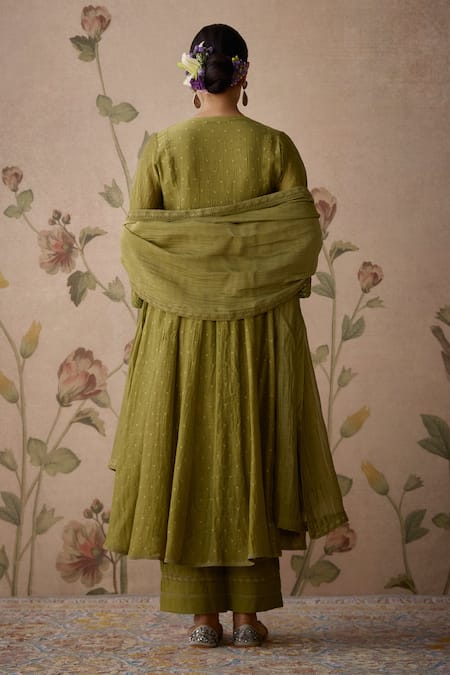 Shop Kritika Dawar Green Chanderi, Cotton Lace, Beads Split V-neck A-line Kurta Set at Aza Fashions Shop_Kritika Dawar_Green Chanderi, Cotton Lace, Beads Split V-neck A-line Kurta Set _at_Aza_Fashions