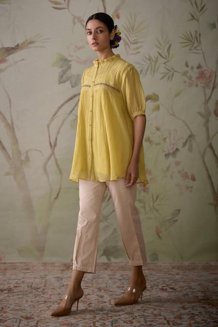 Kritika Dawar Yellow Tunic Chanderi Embroidered Thread Pleated Short Pintucked And Pant Set 