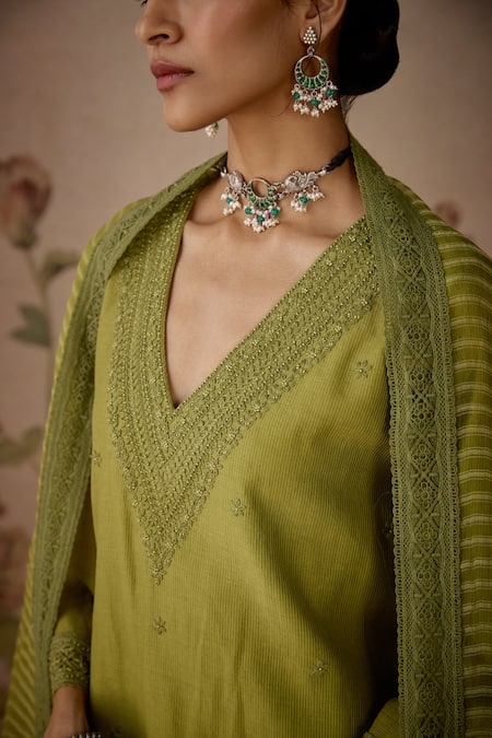 Shop_Kritika Dawar_Green Chanderi, Cotton, Organza Embroidery, Lace V-neck Self Kurta Set _Online_at_Aza_Fashions
