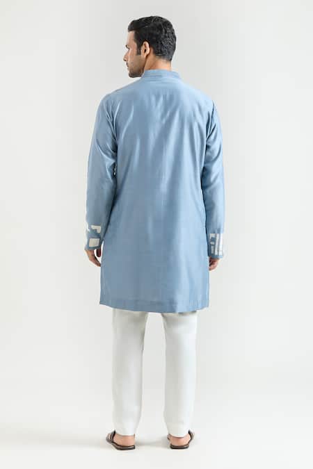 Countrymade Placed Abstract Embroidered Kurta Set 