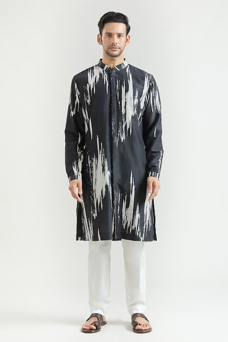 Countrymade_Black Silk Printed Ikat Pattern Kurta _Online_at_Aza_Fashions