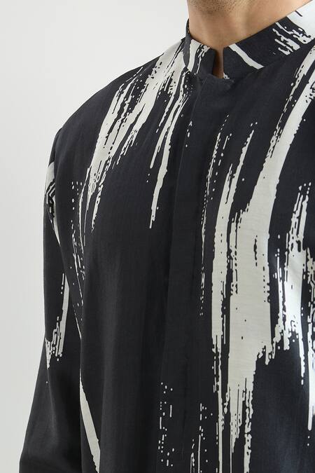 Countrymade_Black Silk Printed Ikat Pattern Kurta _at_Aza_Fashions