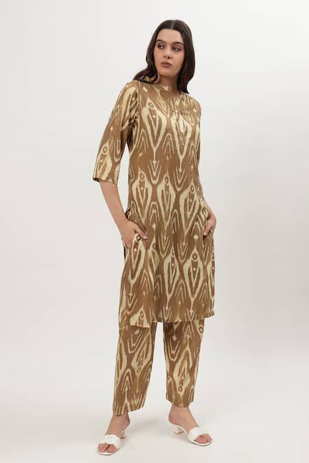 Musal_Brown Cotton Mandarin Collar Fiona Ikat Print Kurta With Pant _Online_at_Aza_Fashions