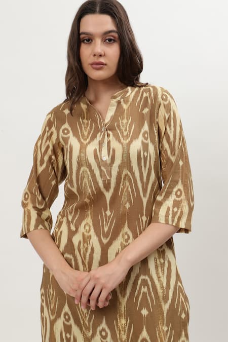 Buy_Musal_Brown Cotton Mandarin Collar Fiona Ikat Print Kurta With Pant _Online_at_Aza_Fashions