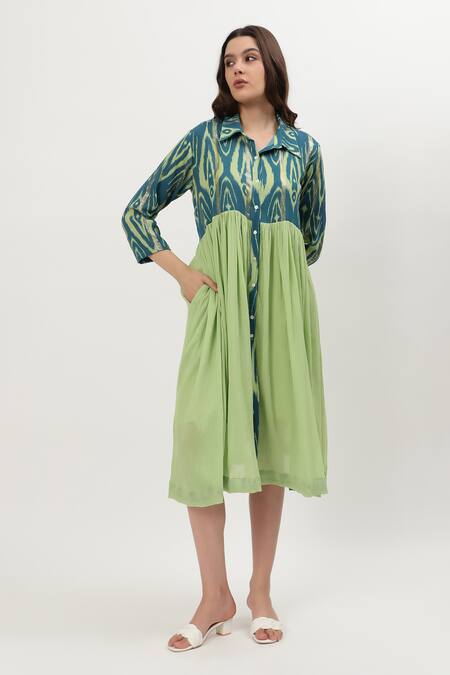 Musal Green Cotton Collared Willa Ikat Print Dress Online at Aza Fashions Musal_Green Cotton Collared Willa Ikat Print Dress_Online_at_Aza_Fashions