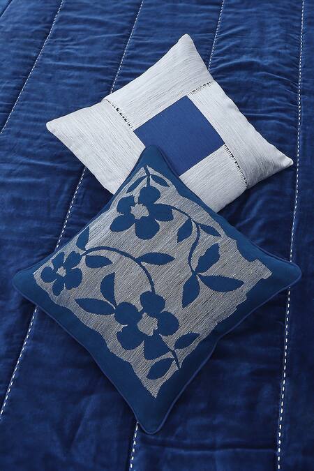 Buy_Abraham And Thakore_Blue Cotton Velvet Embroidery Stab Stitch Bed Spread_Online_at_Aza_Fashions